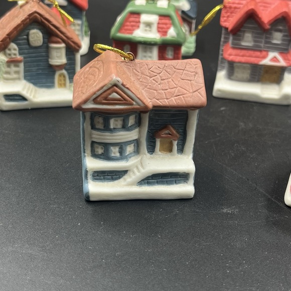 12 pc Vtg 1992 Winter Town Village Set Of Ceramic Christmas Ornaments 2.5"H - Picture 2 of 8